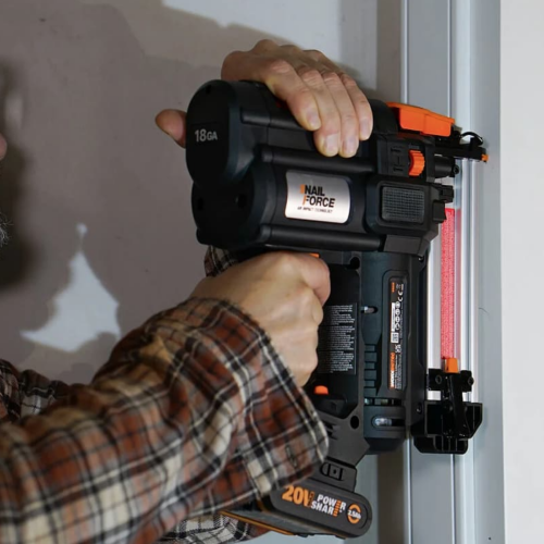 Гвоздезабивной пистолет WORX WX842 аккумуляторный 20V, бесщеточный, с АКБ на 2 Ач и ЗУ, в сумке 